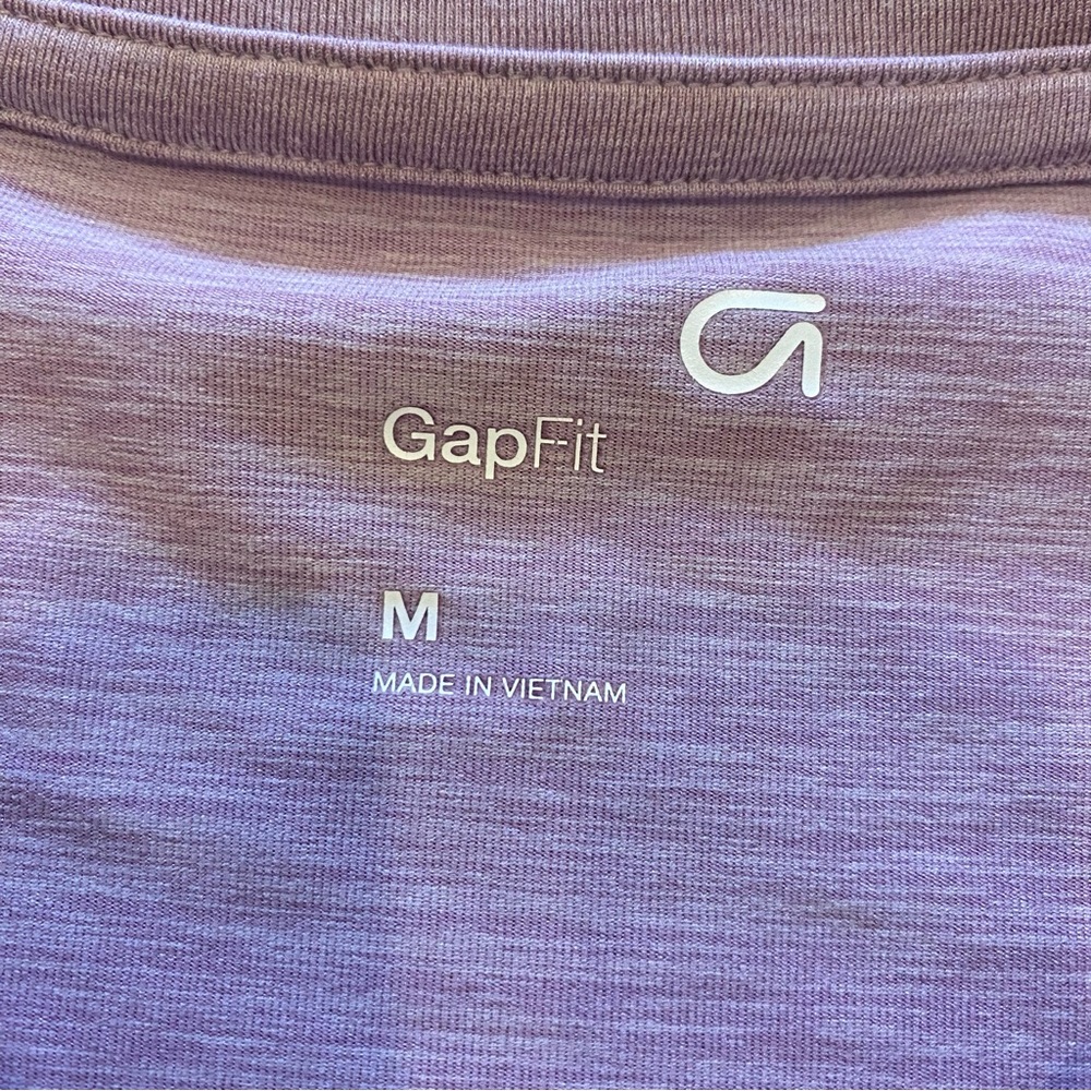2 Gap Fit twist front tee shirts size med pink black cropped short sleeve crew - Picture 4 of 10